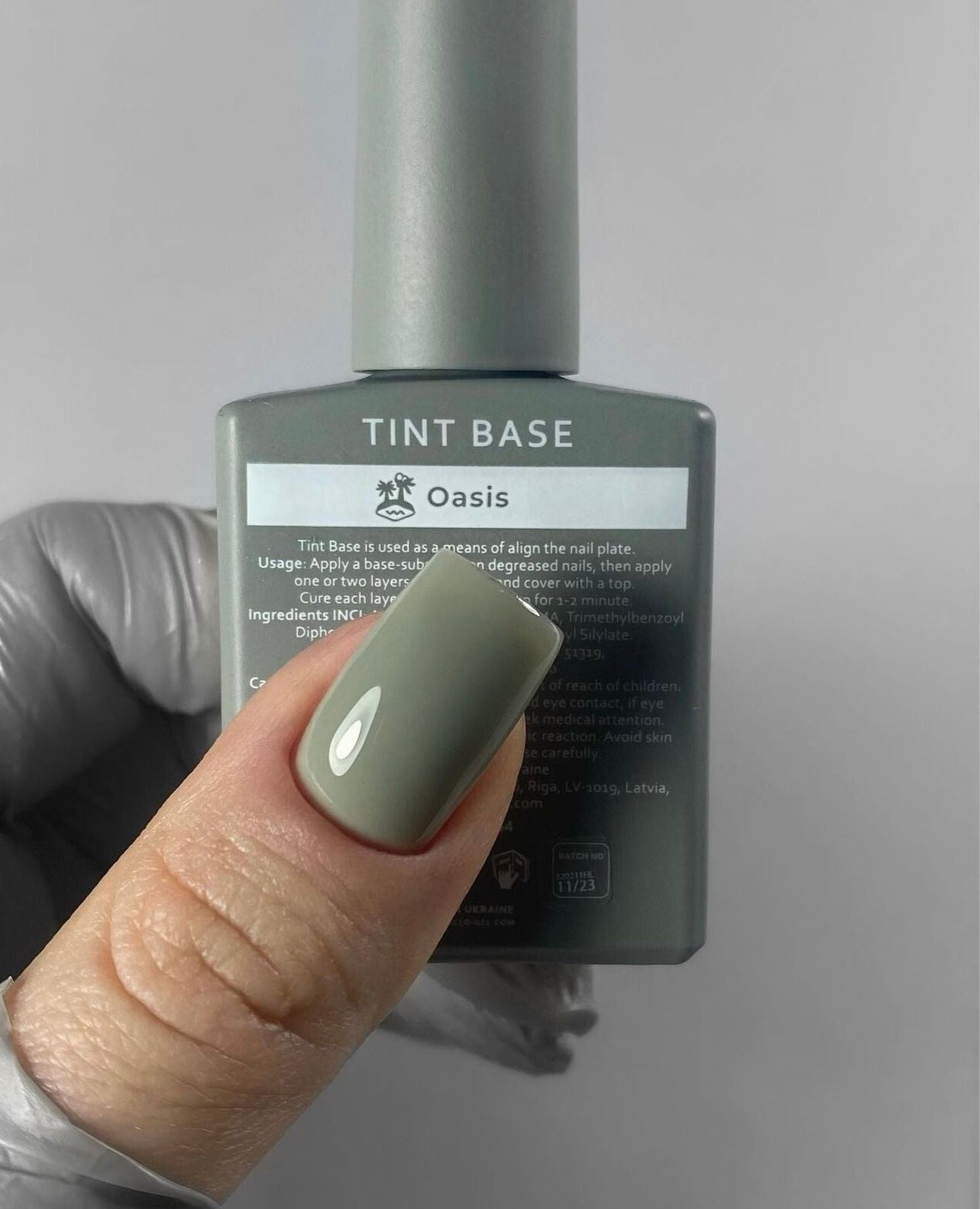 TINT BASE OASIS, 15 ML -HELLO™