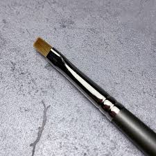 Akzentz Synthetic Gel Brush